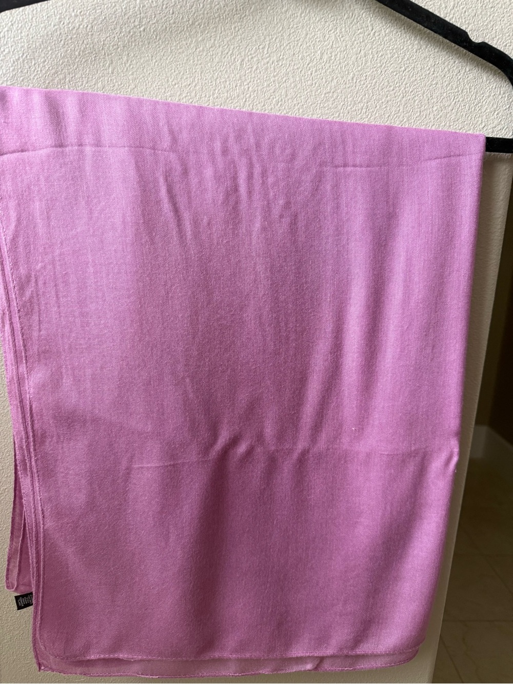 Vela Soft Pink Women's Scarf. Standard size.